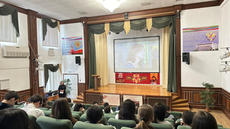 "Мир профессий".